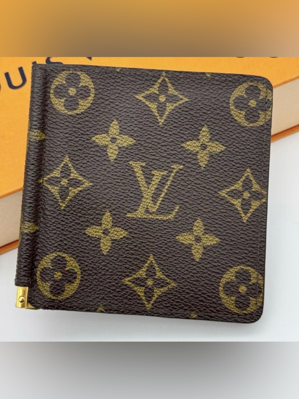 Louis Vuitton Monogram Portefeuille Money Clip Wallet (Rare and Discontinued) - Picture 11 of 11